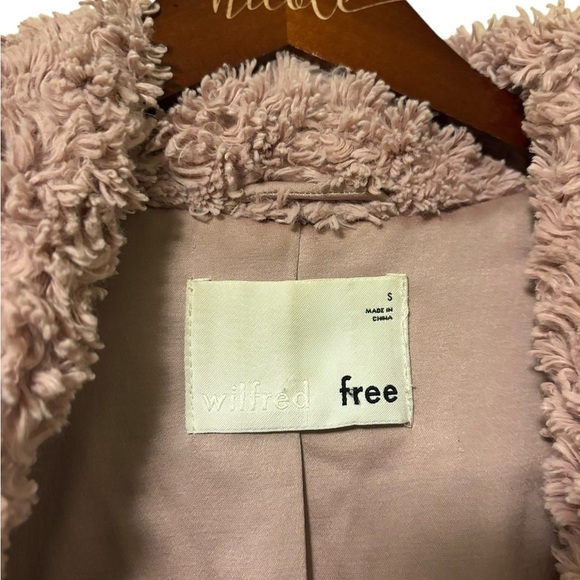 Aritzia WILFRED FREE Pink Teddy Coat Button Jacket Oversized Size Small - Picture 8 of 9